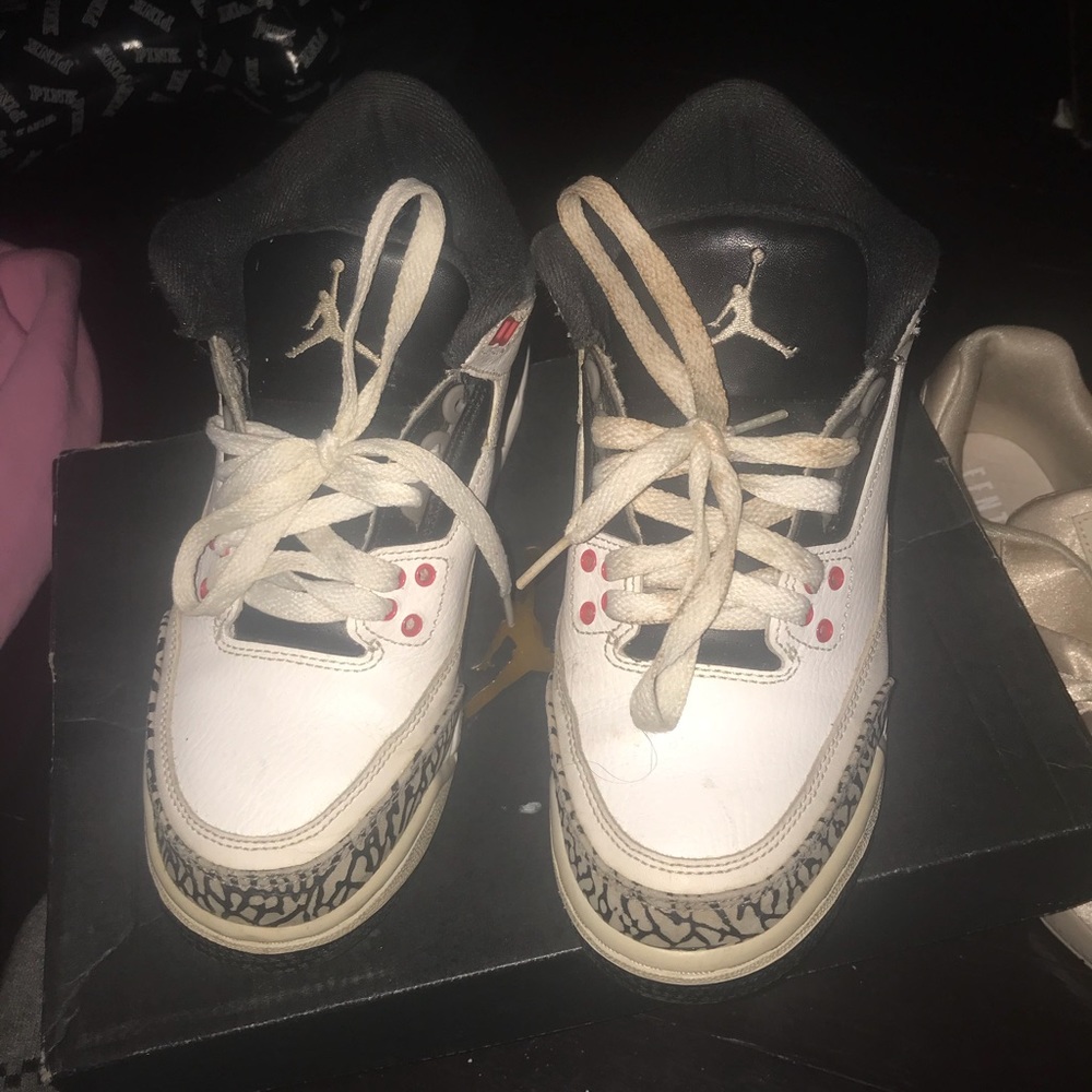 Jordan 3 - Picture 2 of 4